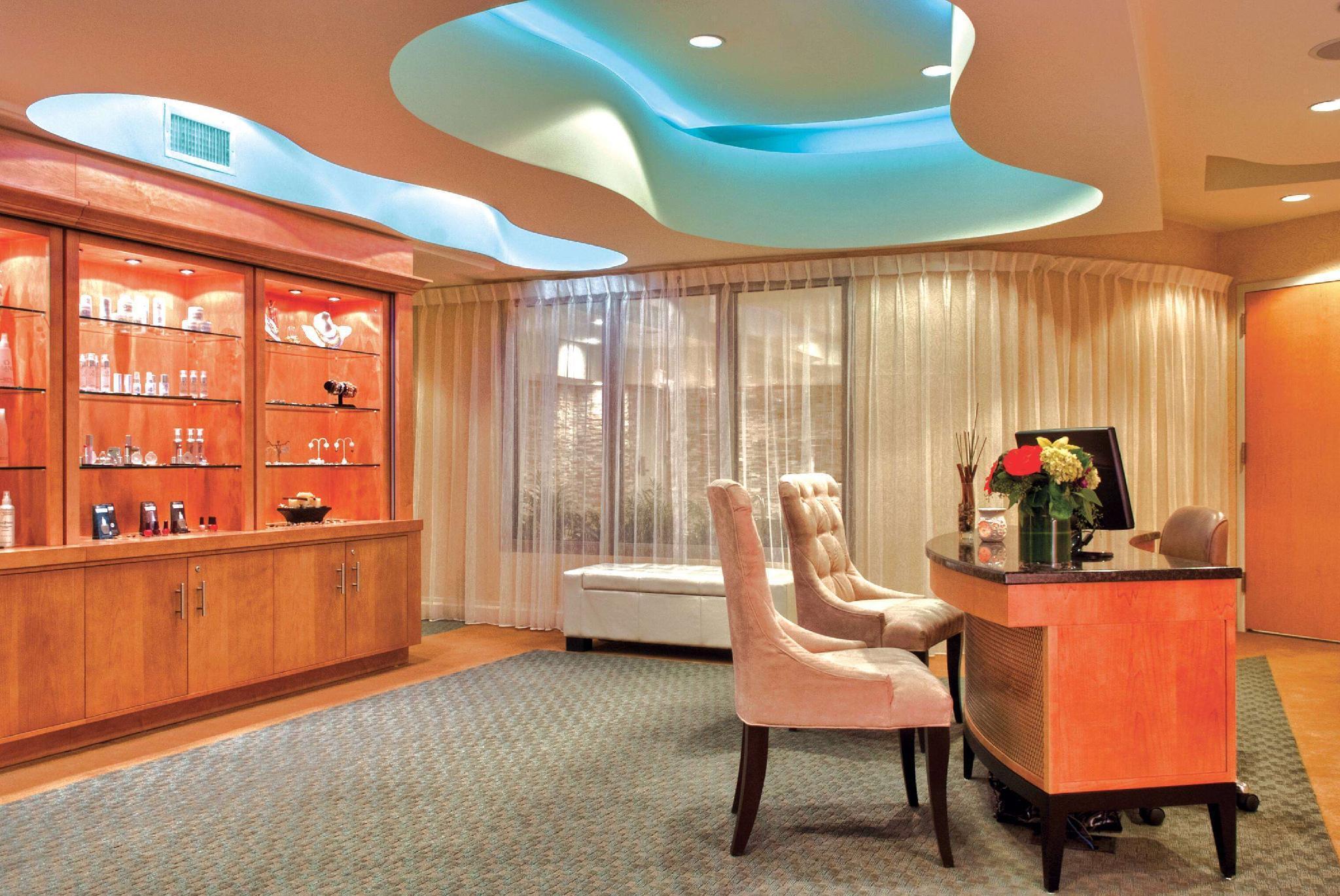 Viana Hotel And Spa, Trademark Collection By Wyndham Westbury Interior photo