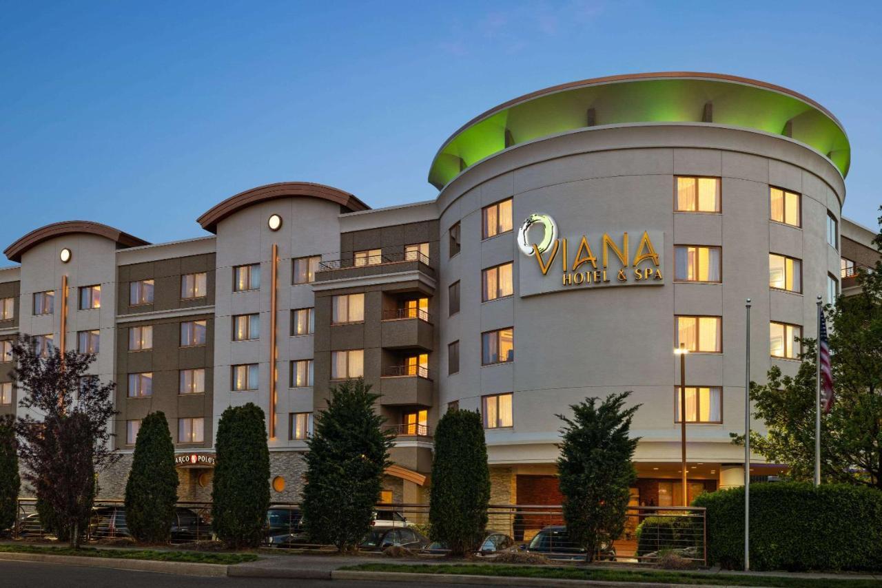 Viana Hotel And Spa, Trademark Collection By Wyndham Westbury Exterior photo